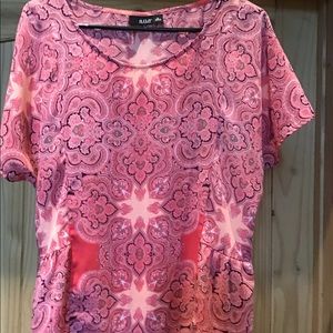 Ladies blouse 🤷🏼‍♀️